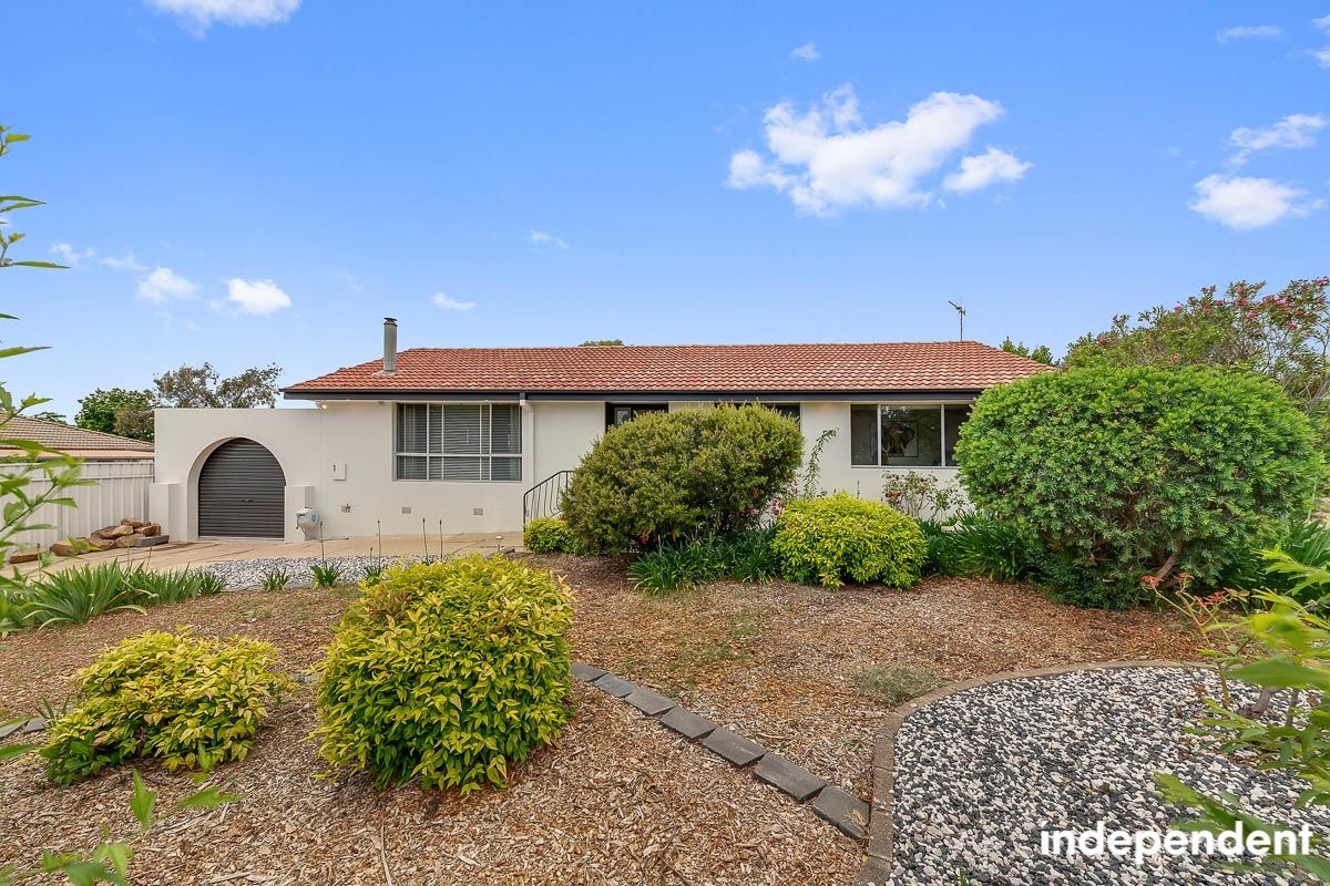 15 Crozier Circuit, Kambah ACT 2902, Image 0