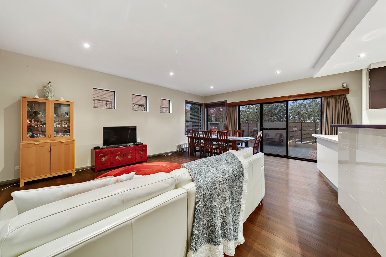 8 Mission Street, Amaroo ACT 2914, Image 2