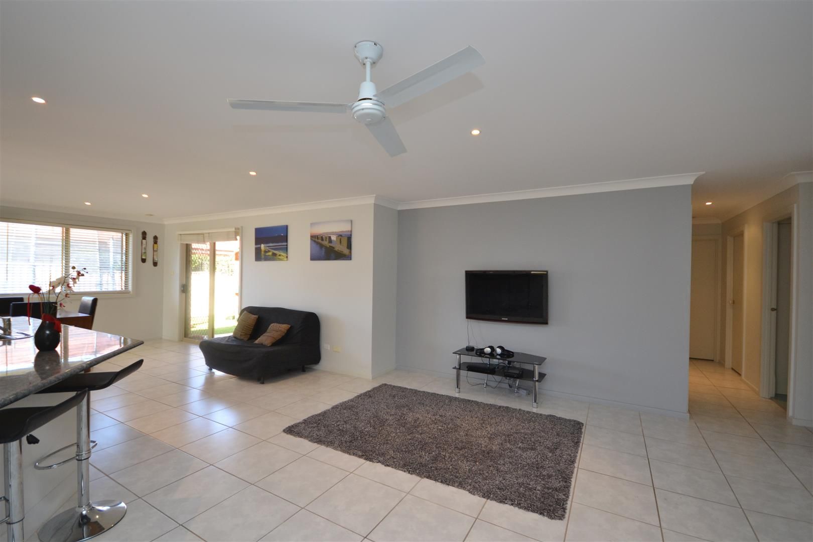 17 Emerald Drive, Meroo Meadow NSW 2540, Image 2