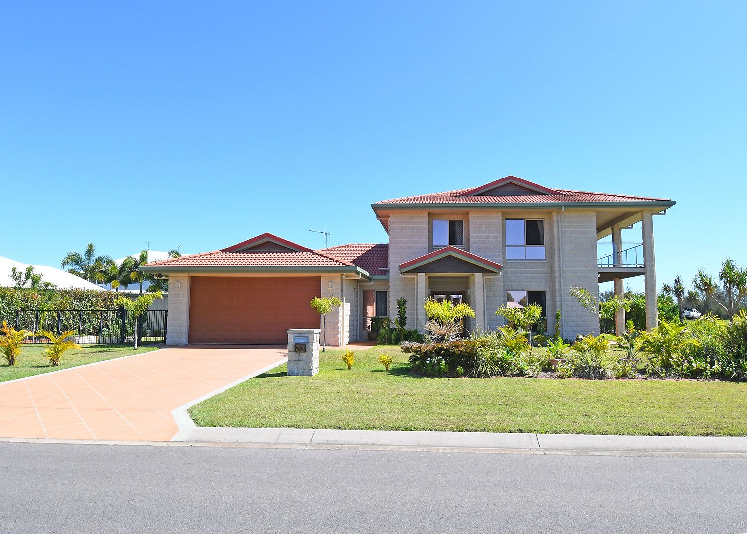 37 Barramundi Drive, Burrum Heads QLD 4659, Image 1