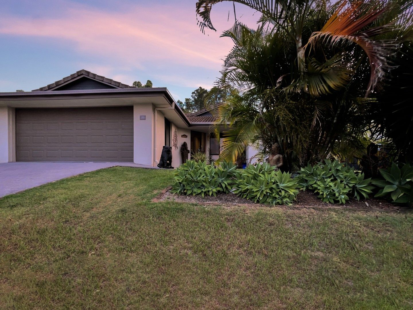 4 bedrooms House in 20 Blossom Street PIMPAMA QLD, 4209