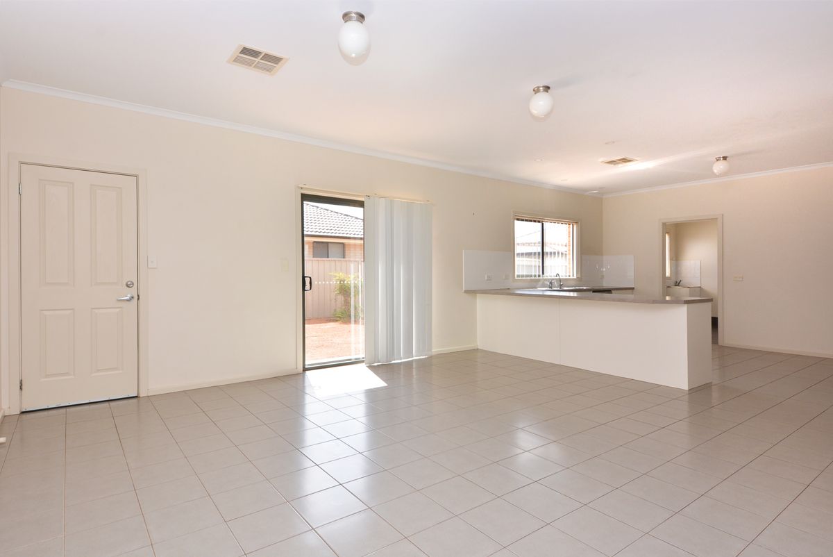 27 Tummel Circle, Whyalla Jenkins SA 5609, Image 2