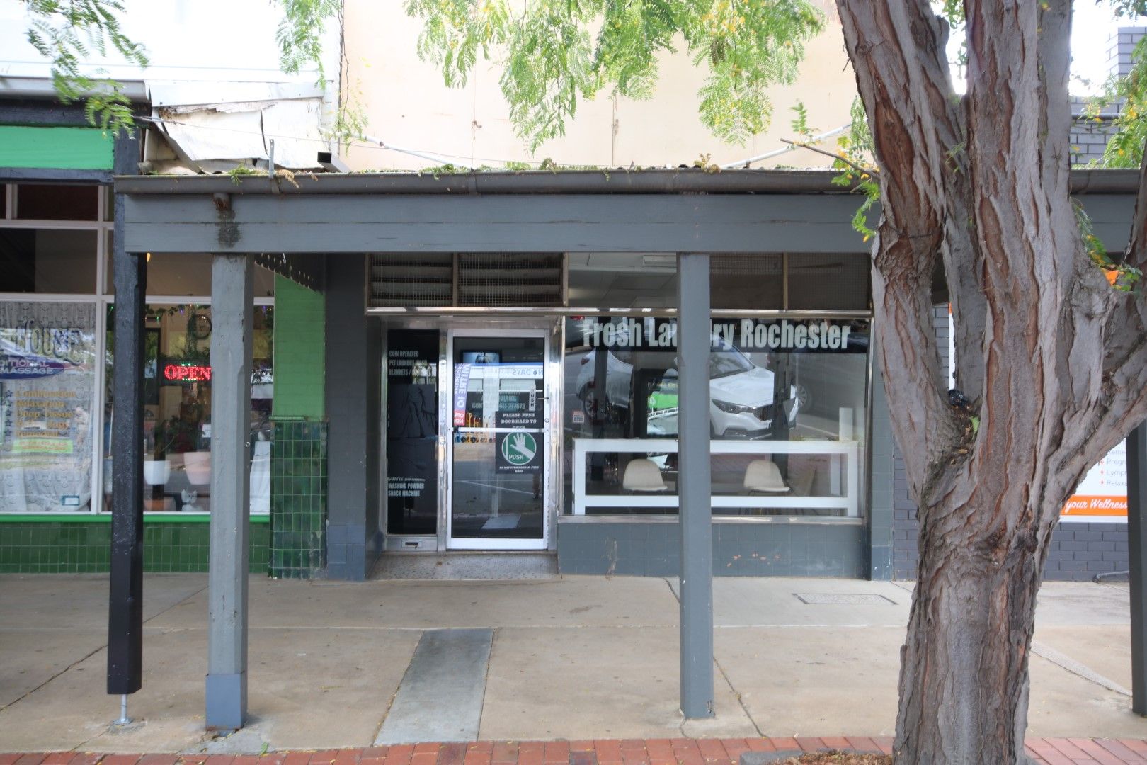 LAUNDROMAT -/58 Mackay St, Rochester VIC 3561, Image 0