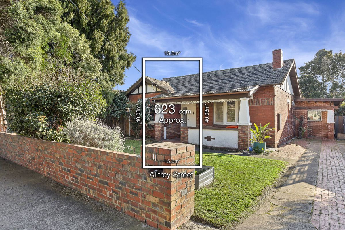 4 bedrooms House in 11 Allfrey Street BRIGHTON EAST VIC, 3187