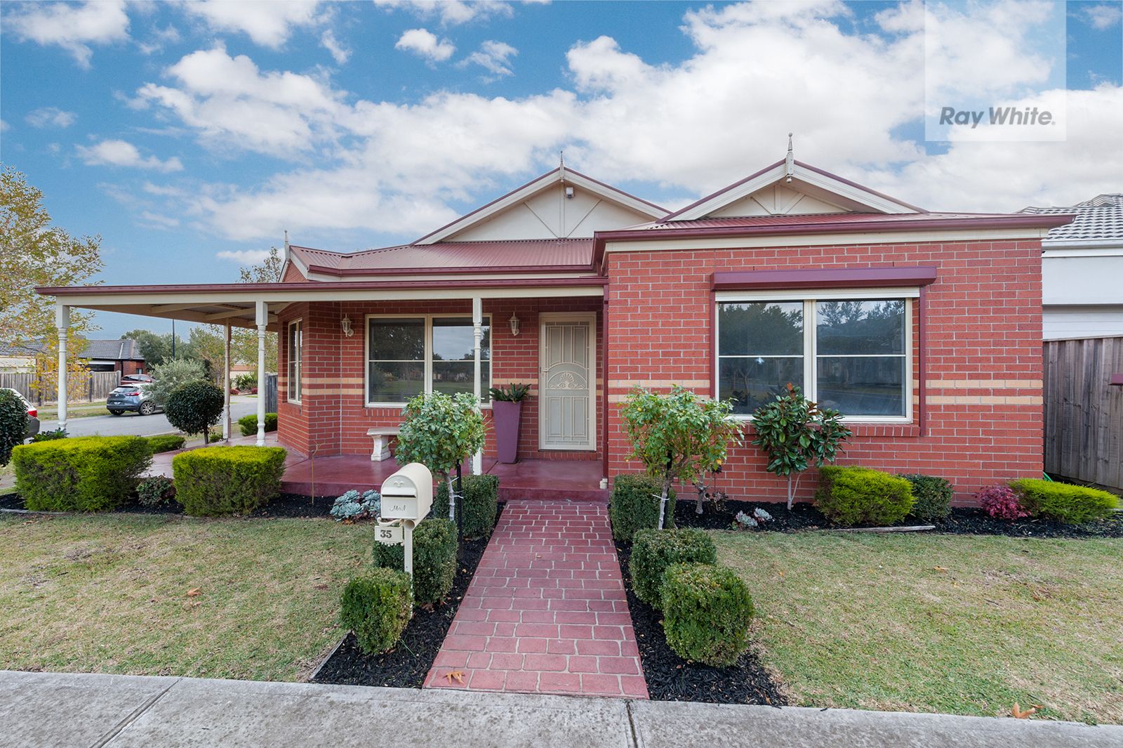 35 Bellfield Drive, Craigieburn VIC 3064, Image 0