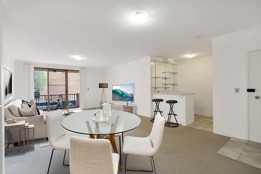 14 758 Bourke Street Redfern Nsw 2016 Apartment For Rent 695 Domain