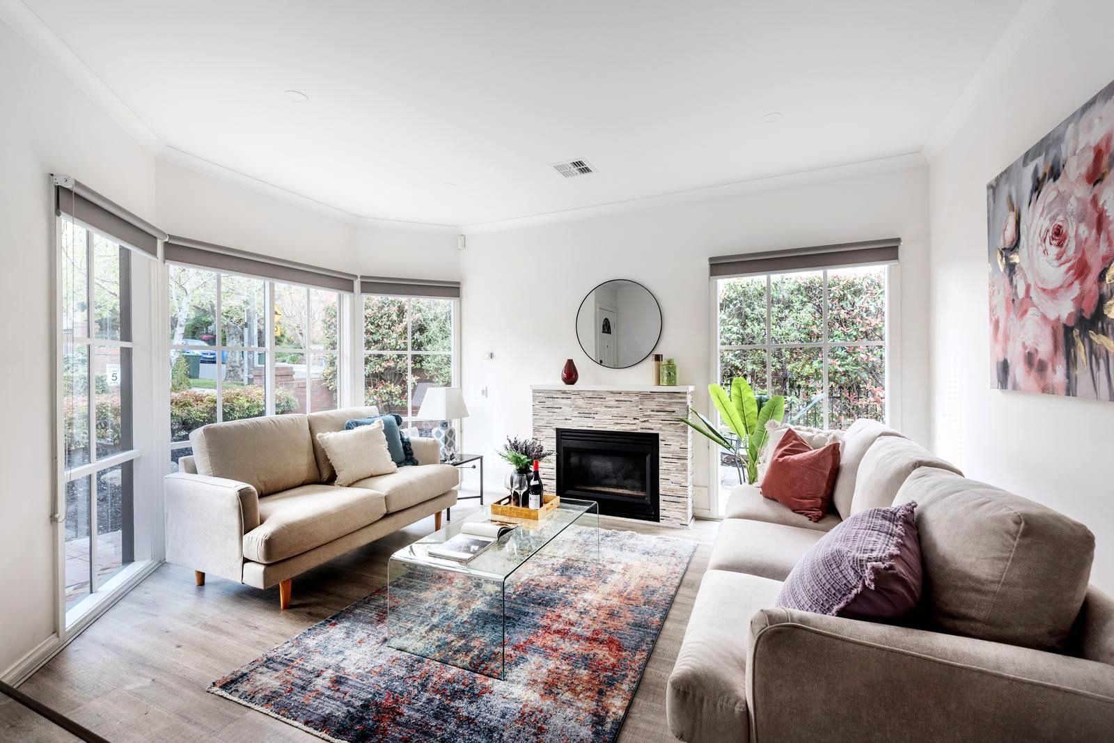 4 bedrooms Townhouse in 1/38 Barnsbury Road DEEPDENE VIC, 3103