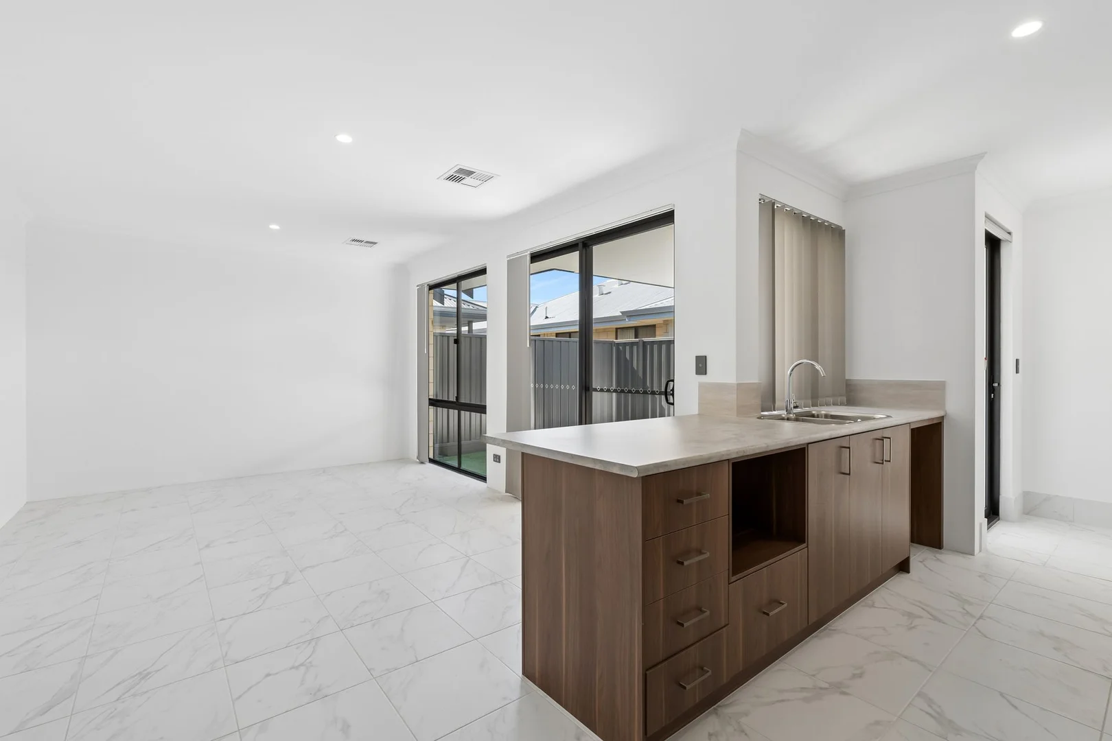 Additional image 5 of 2 Holeywell Street, Maddington WA 6109