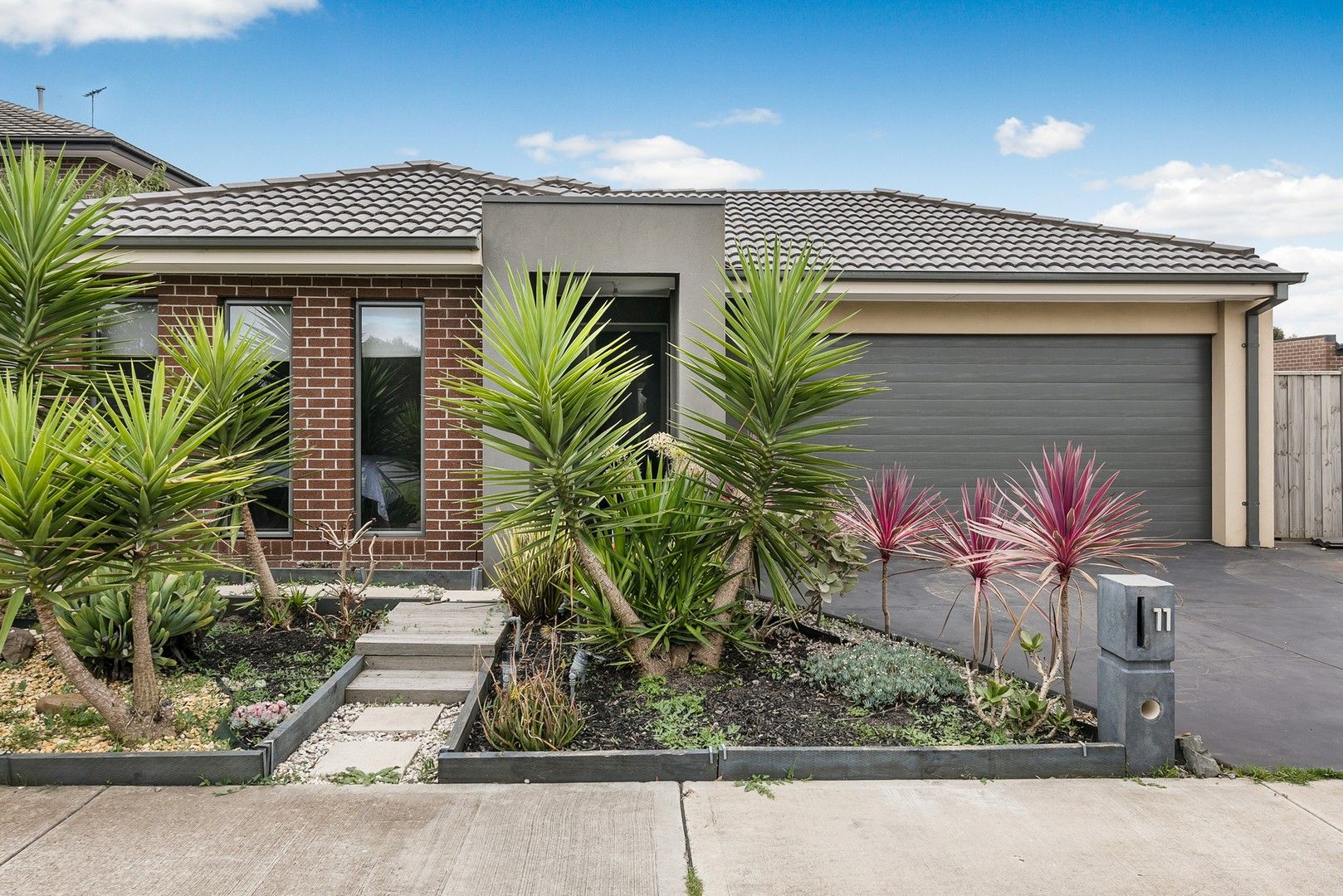 4 bedrooms House in 11 Houdini Drive DIGGERS REST VIC, 3427