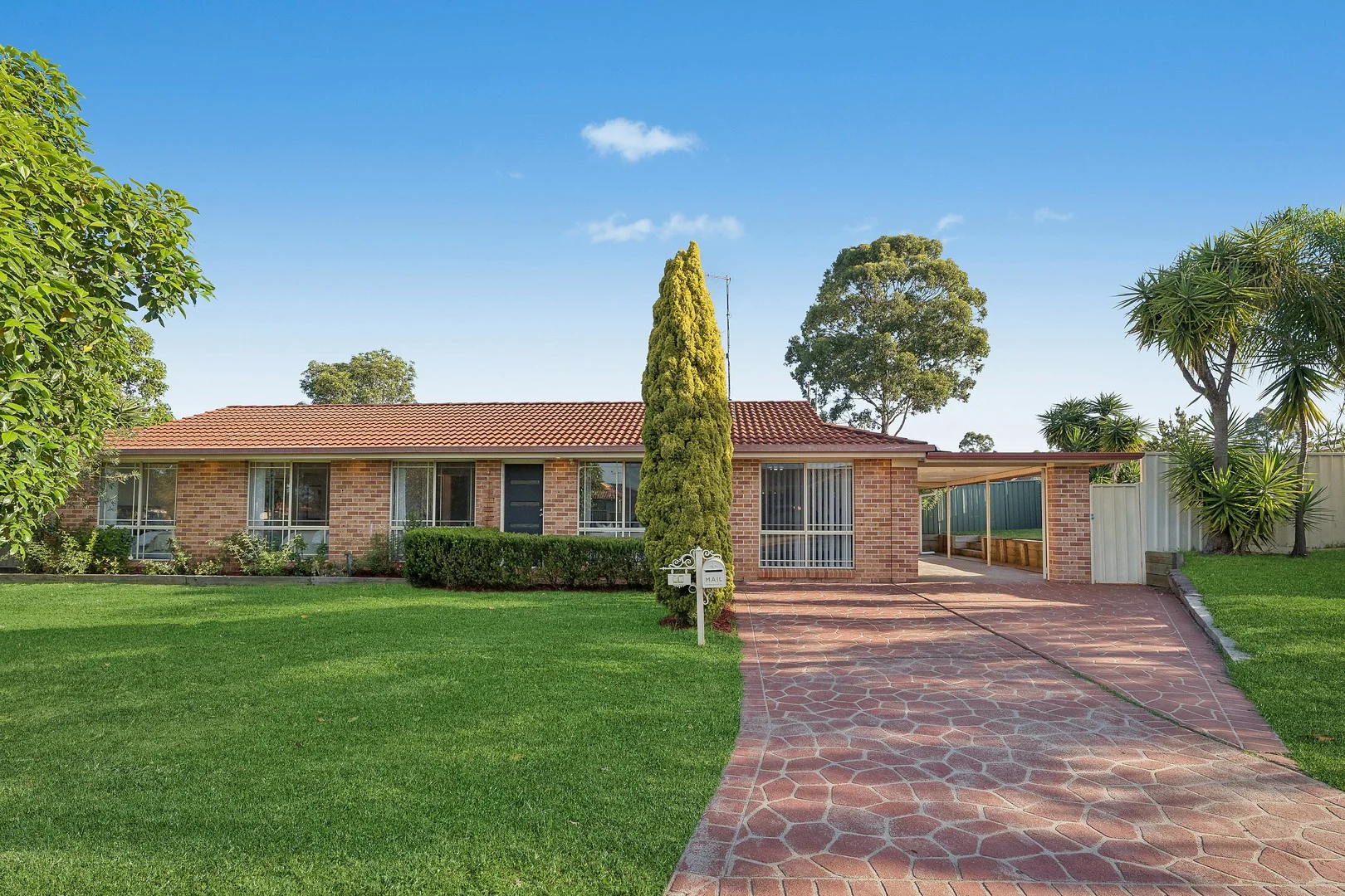 12 Tamworth Crescent, Hoxton Park NSW 2171