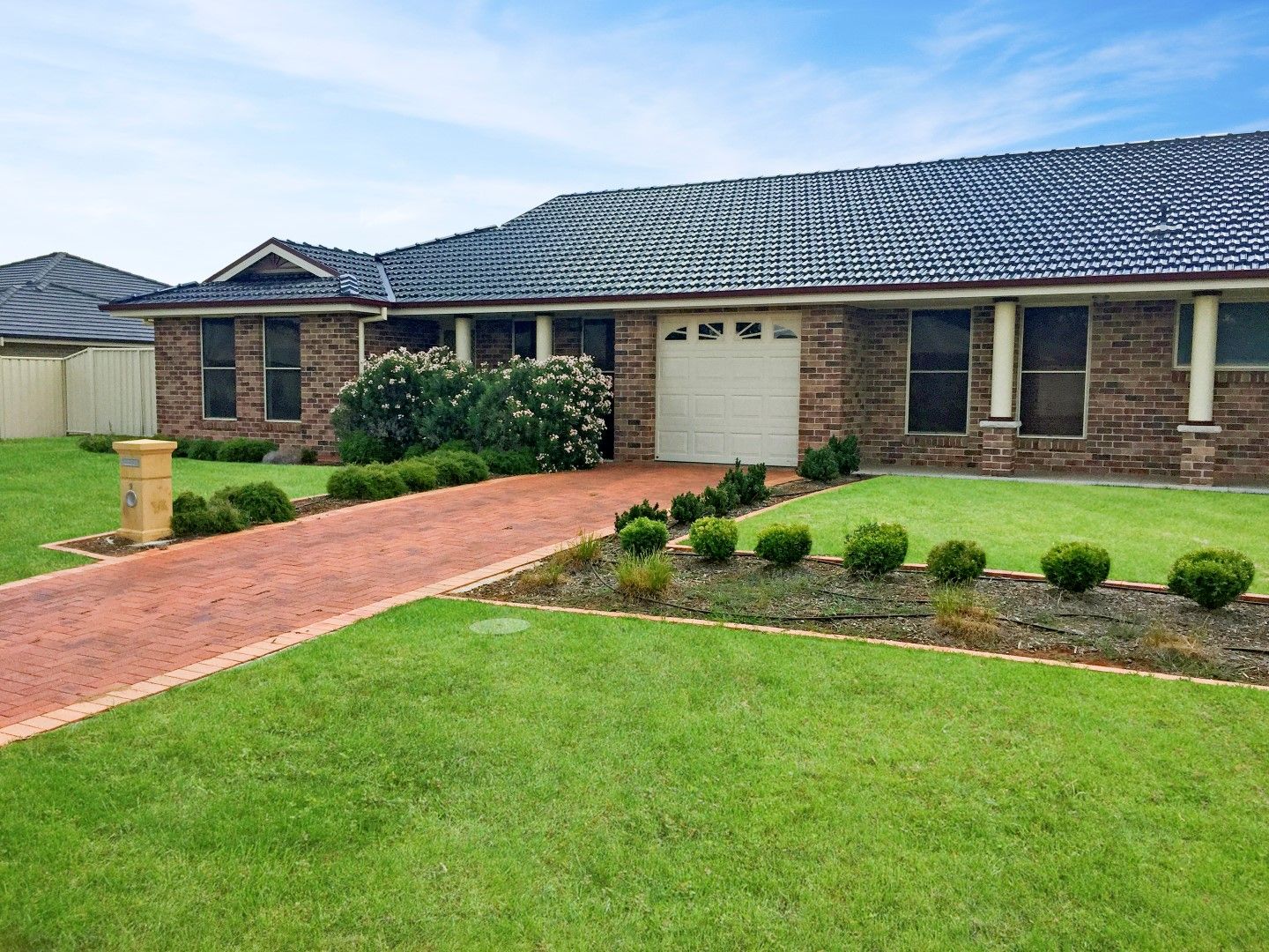 2 Timgarlen Avenue, Dubbo NSW 2830, Image 0