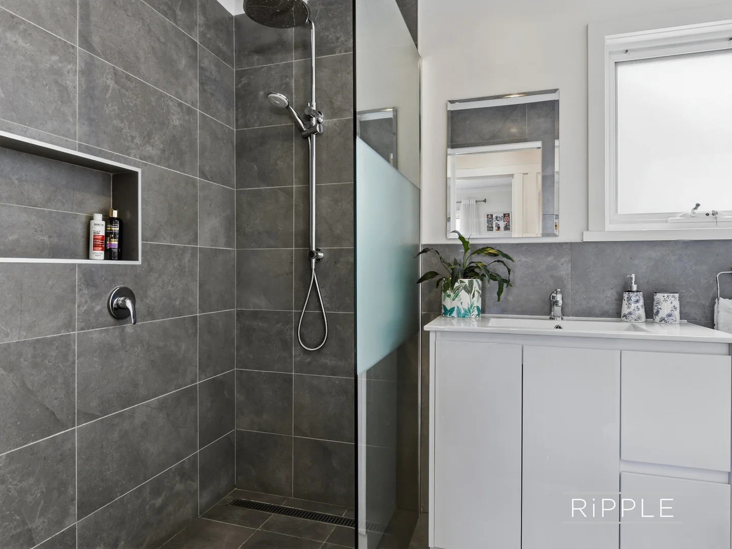 Additional image 13 of 5 View Street, Midway Point TAS 7171