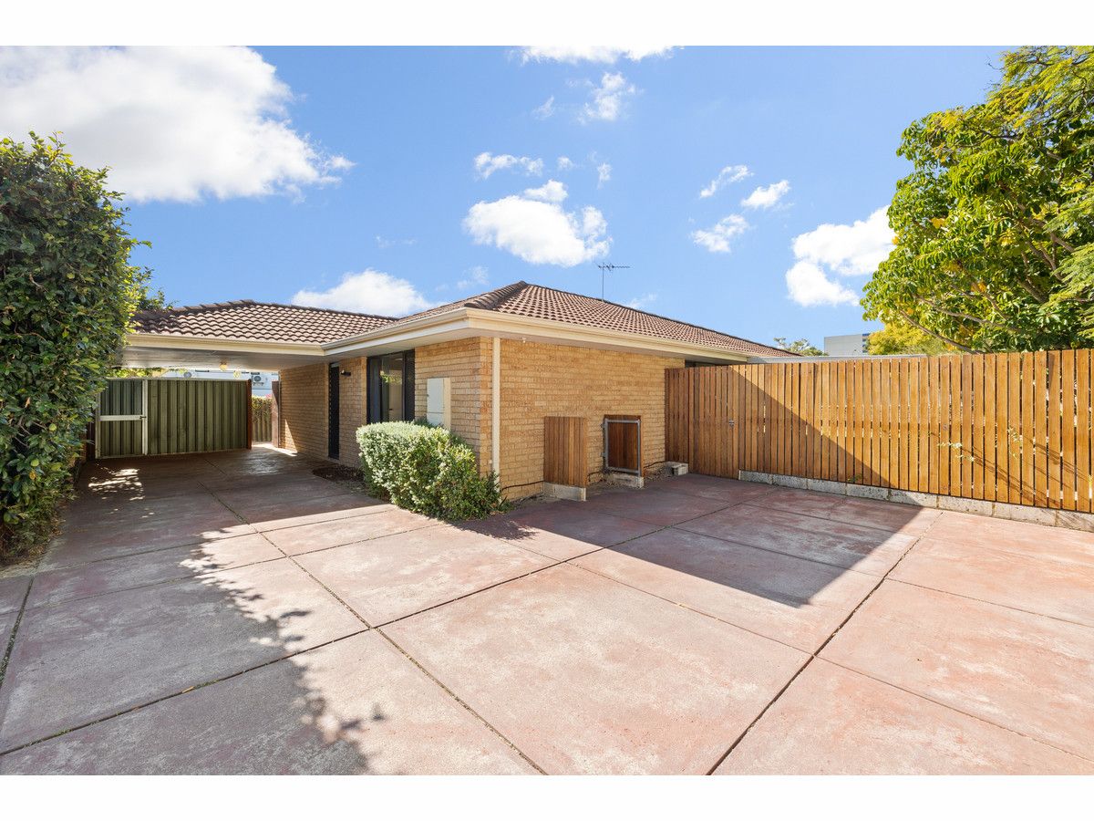 4 bedrooms House in 60B Tain Street ARDROSS WA, 6153