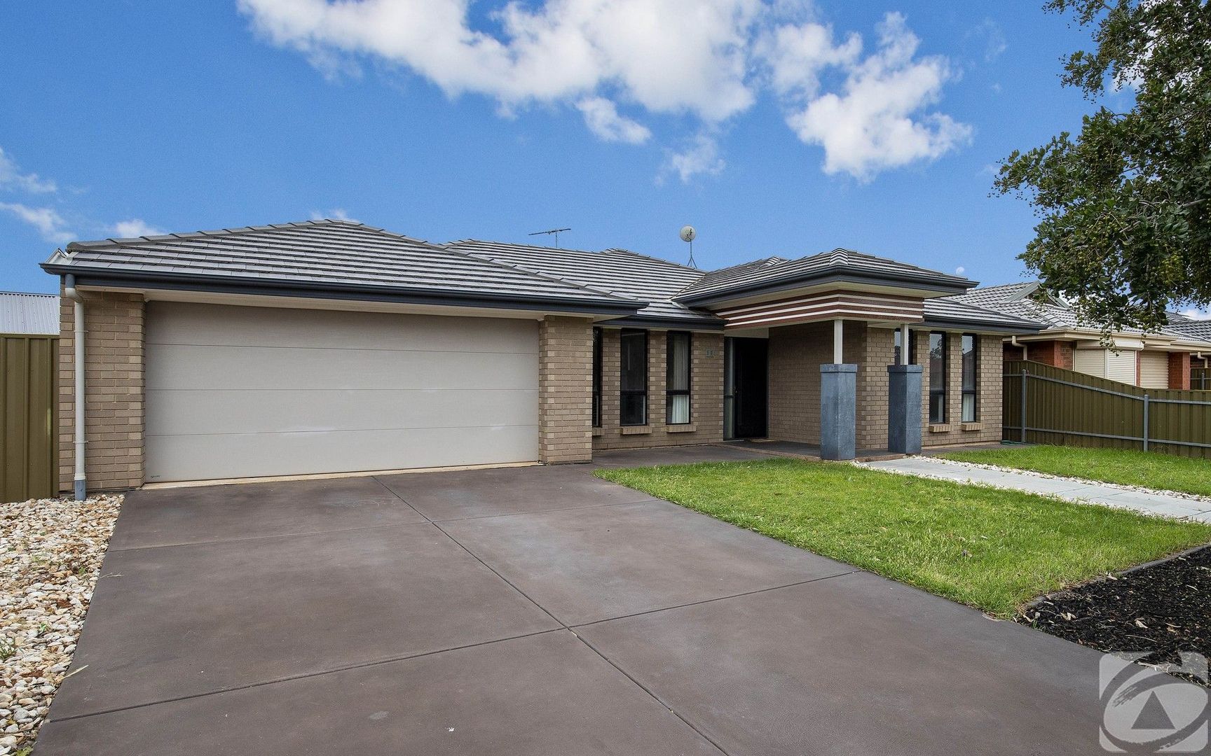 11 Mayfair Drive, Andrews Farm SA 5114, Image 1