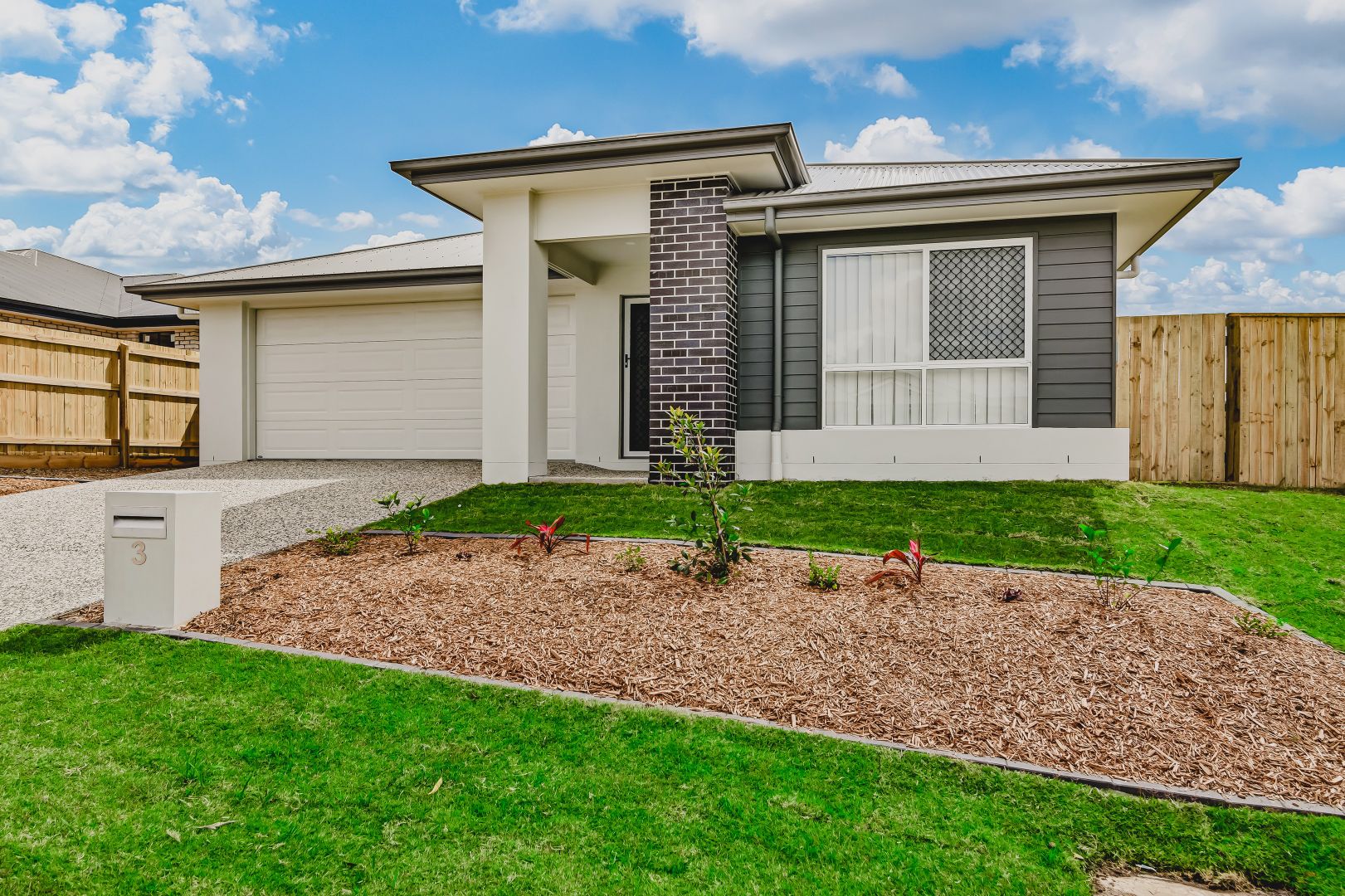 1 Tartan Street, Gleneagle QLD 4285, Image 2