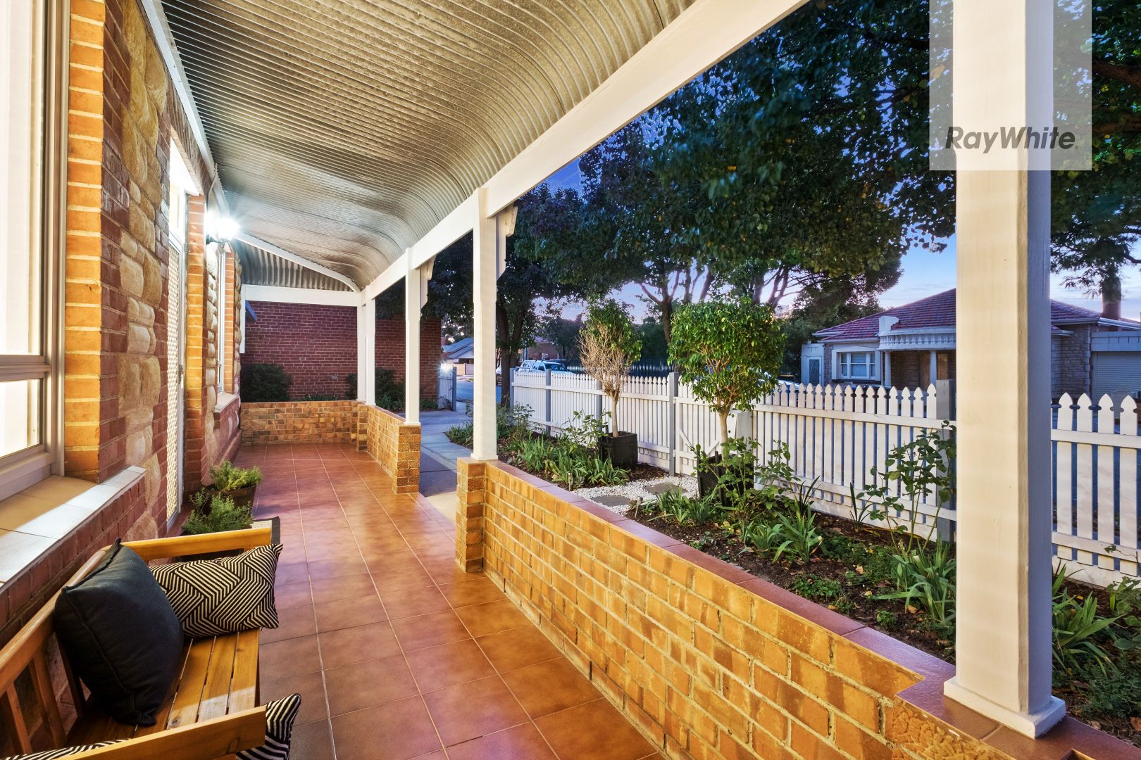 7 Oval Avenue, Woodville South SA 5011, Image 2