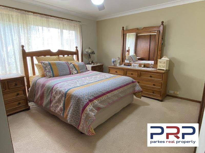 37 Webb Street, Parkes NSW 2870, Image 2