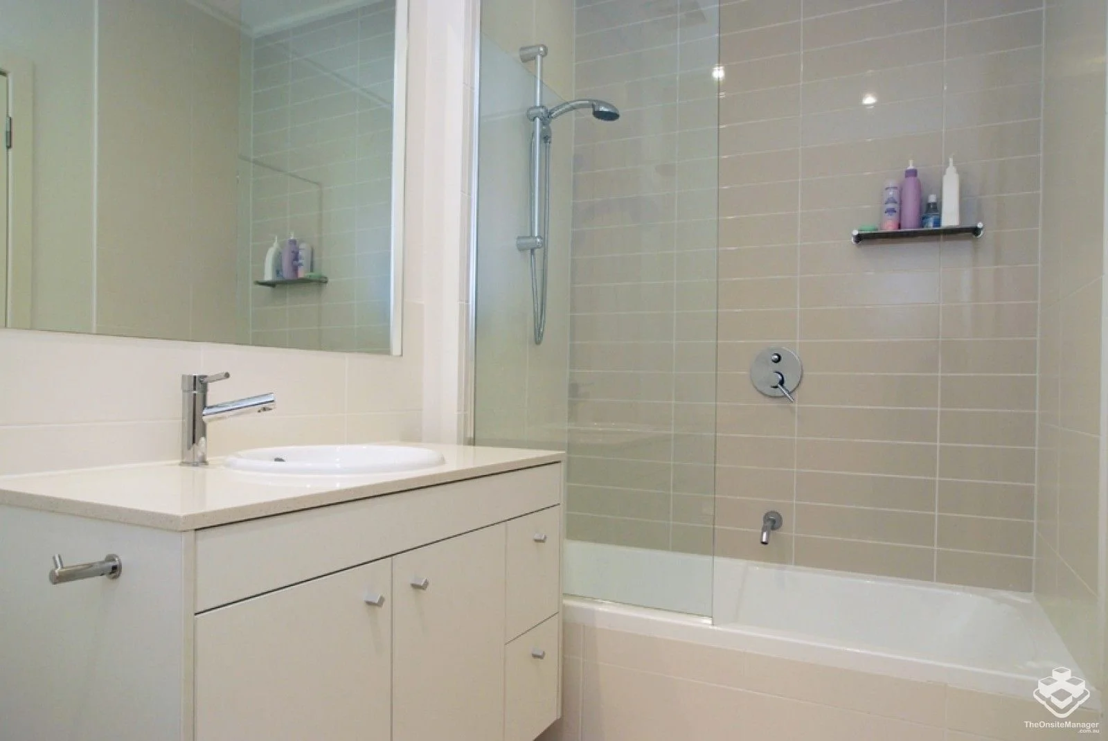 Additional image 5 of ID:21171963/16 Surbiton Court, Carindale QLD 4152