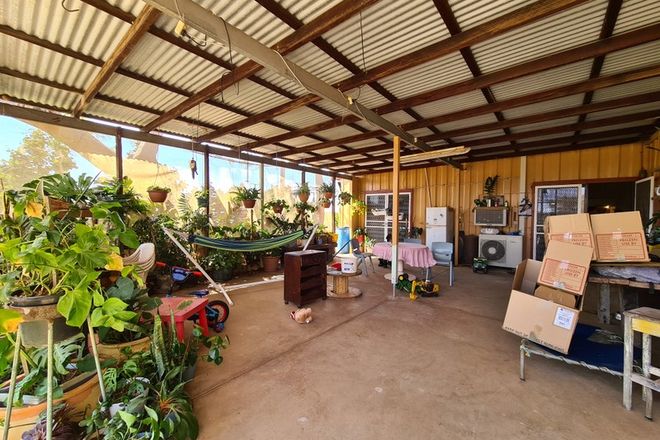 Picture of 33 Angelo Street, EAST CARNARVON WA 6701