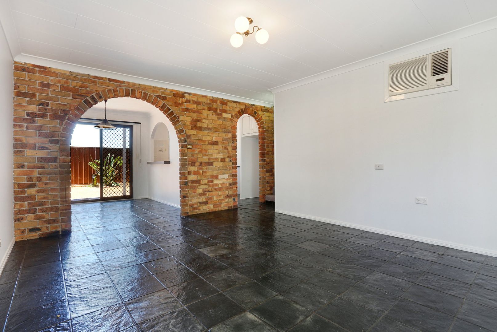 7/32a Olive Street, Condell Park NSW 2200, Image 1