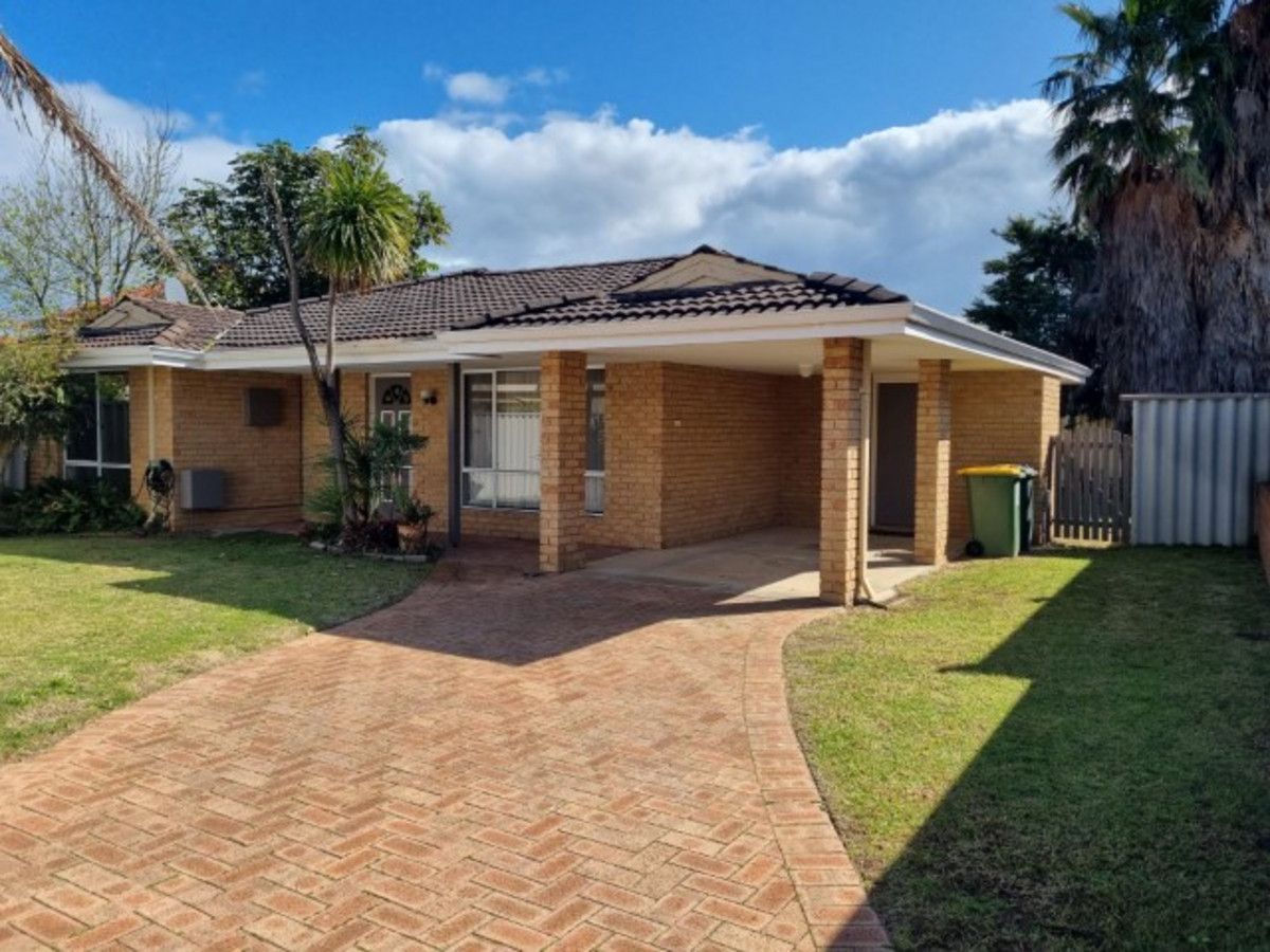 3 bedrooms Duplex in 141B Mclarty Road HALLS HEAD WA, 6210