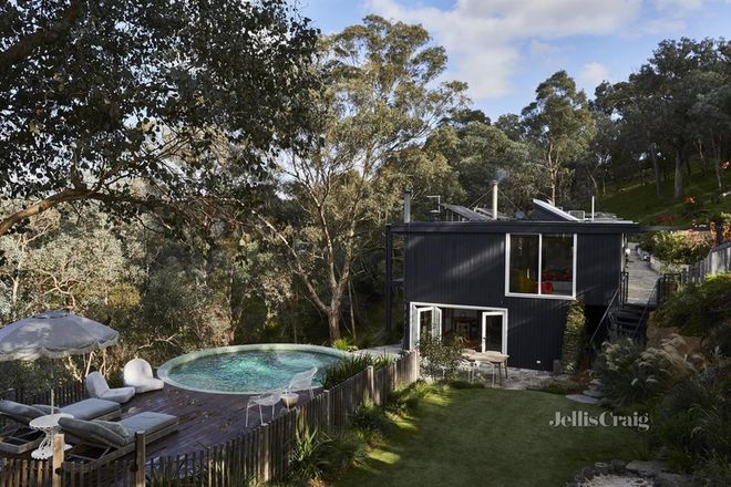 Picture of 15 Pigeon Bank Road, NORTH WARRANDYTE VIC 3113