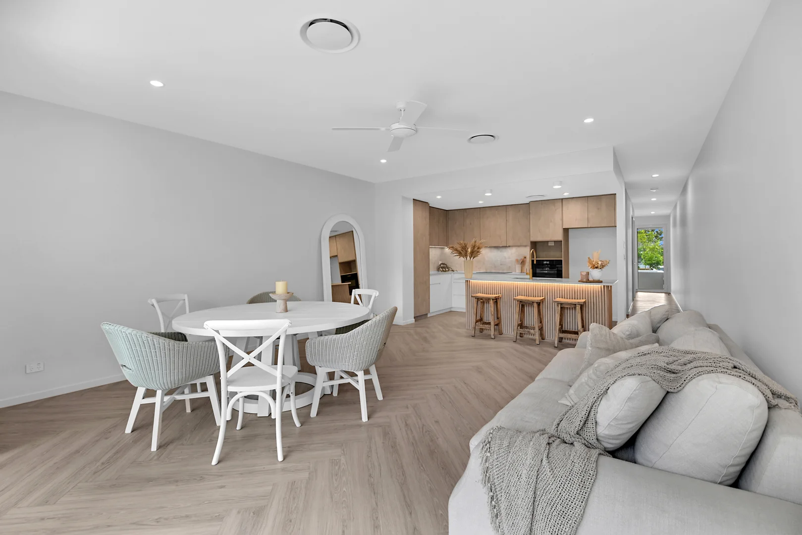 Additional image 4 of 2/51 Broadwater Street, Runaway Bay QLD 4216