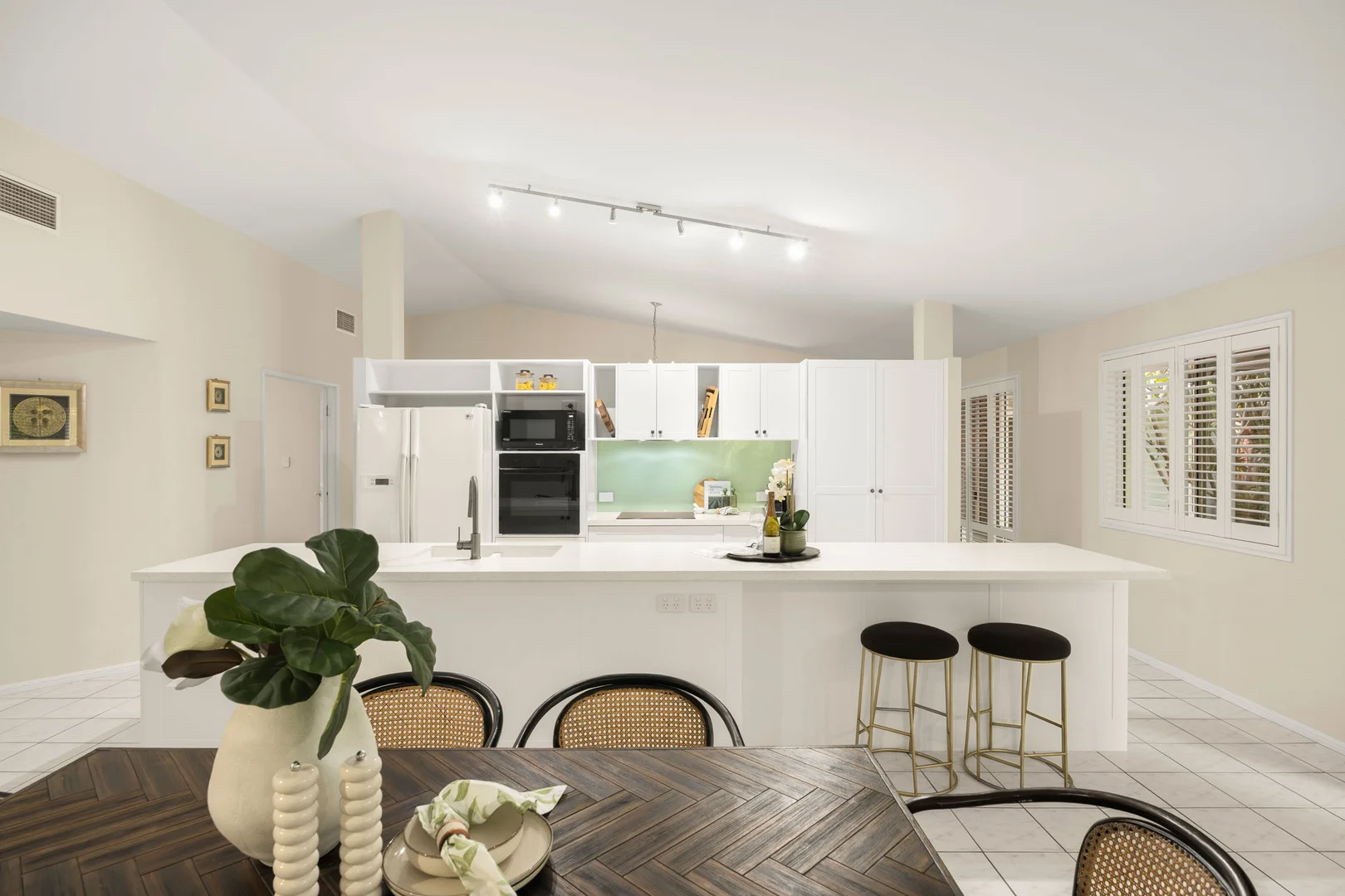 Additional image 4 of 11 Roberts Court, Brookfield QLD 4069