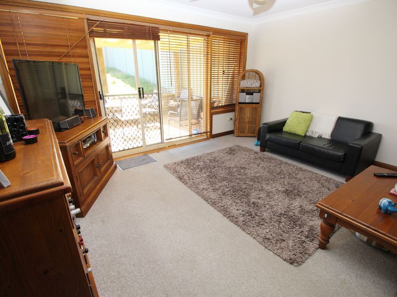 1/5 Day Dawn Place, ERINA NSW 2250, Image 2