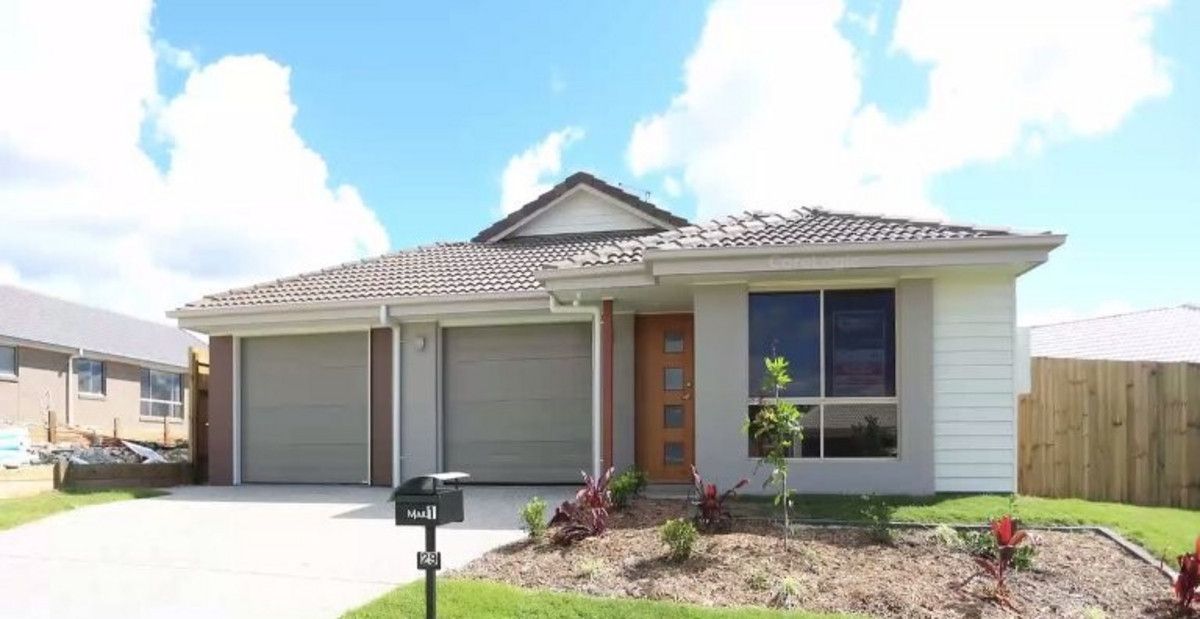 4 bedrooms House in 1/29 Brookfield PIMPAMA QLD, 4209