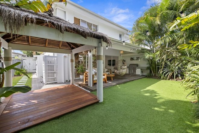 Picture of 61 Venice Street, BURLEIGH WATERS QLD 4220