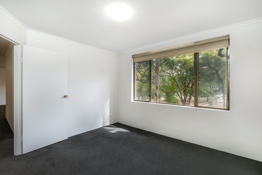 2 bedrooms Apartment / Unit / Flat in 6/94-100 Flora Street SUTHERLAND NSW, 2232