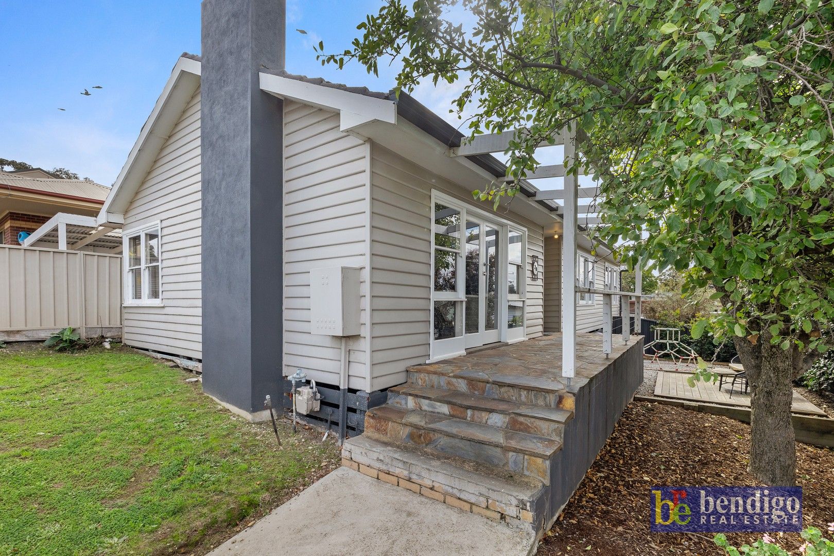 3 bedrooms House in 20 Browning Street KANGAROO FLAT VIC, 3555