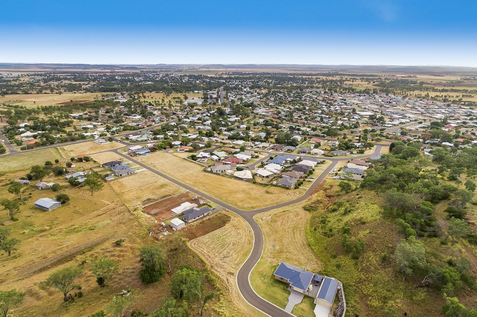 Leyden Drive, Oakey, QLD 4401, Image 0