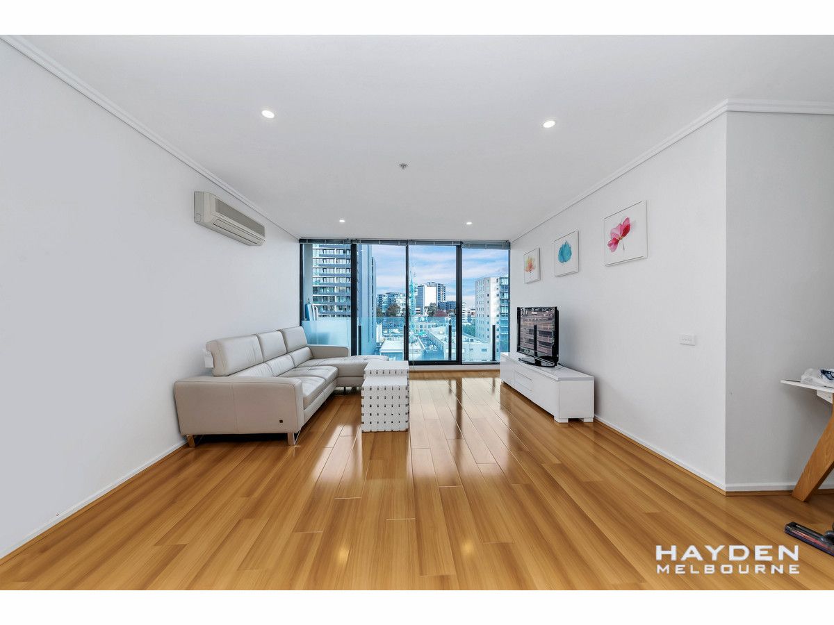 2 bedrooms Apartment / Unit / Flat in APT 710/38 Bank Street SOUTH MELBOURNE VIC, 3205
