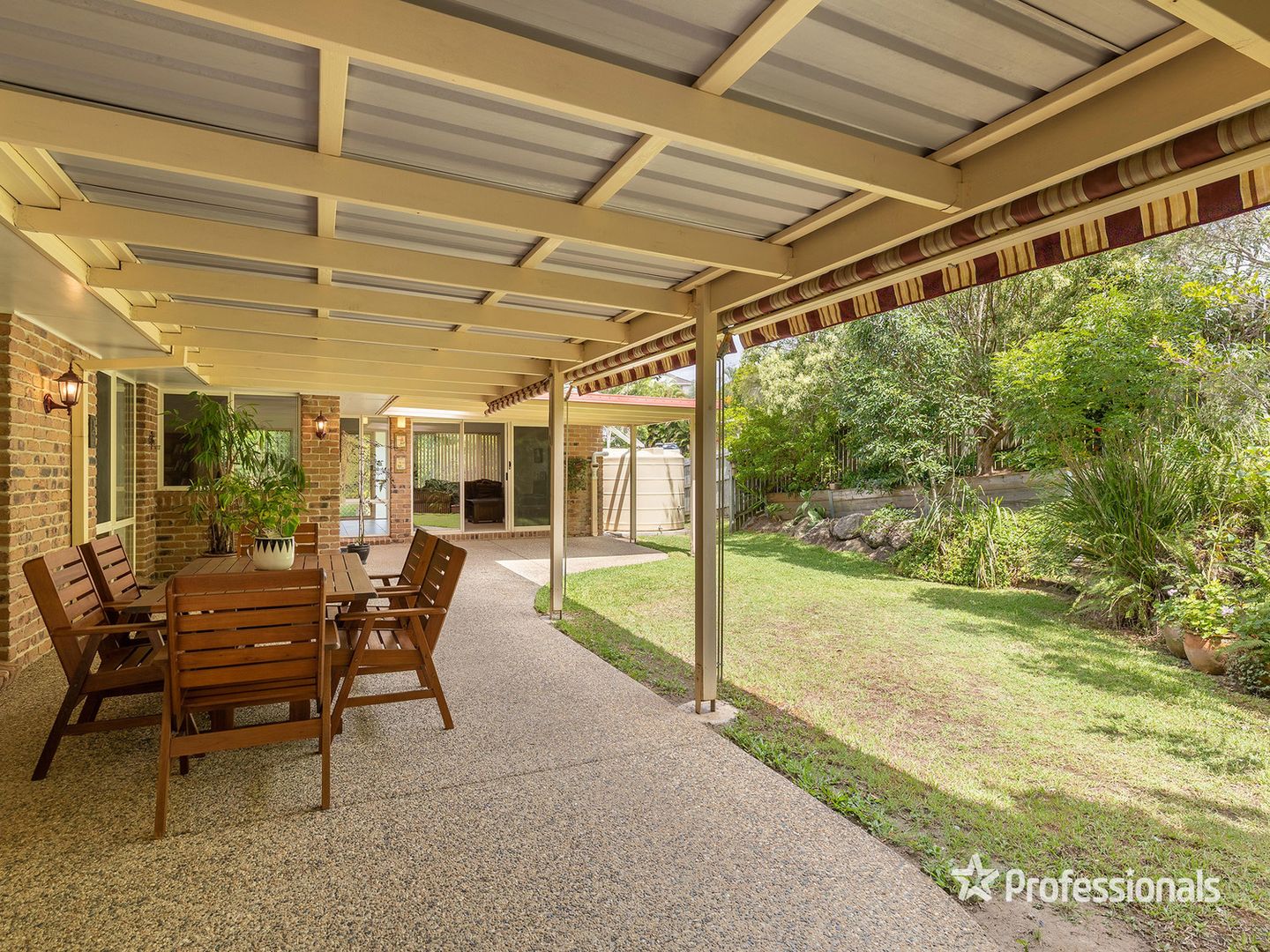 10 Glenwood Place, Ferny Hills QLD 4055, Image 1