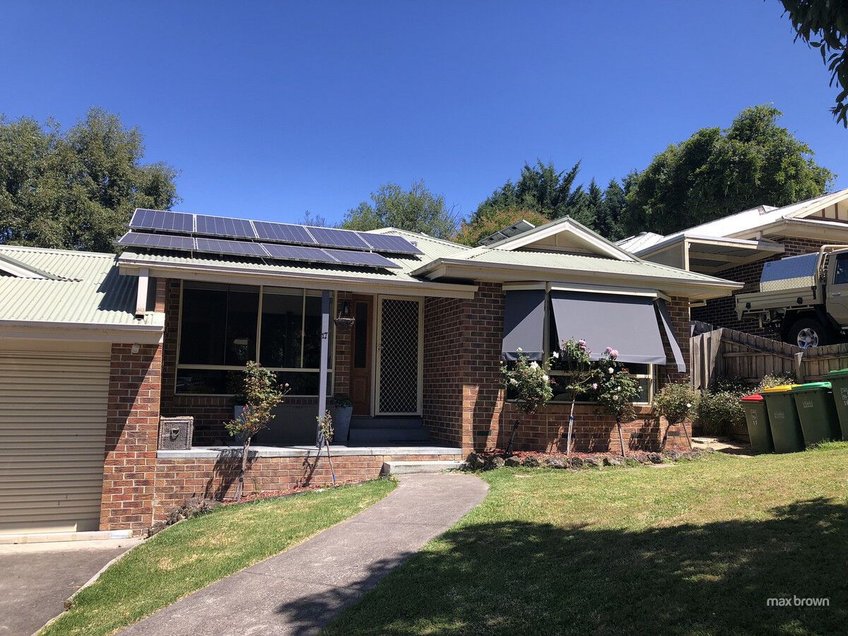 4 bedrooms House in 17 Ashley Court SEVILLE VIC, 3139