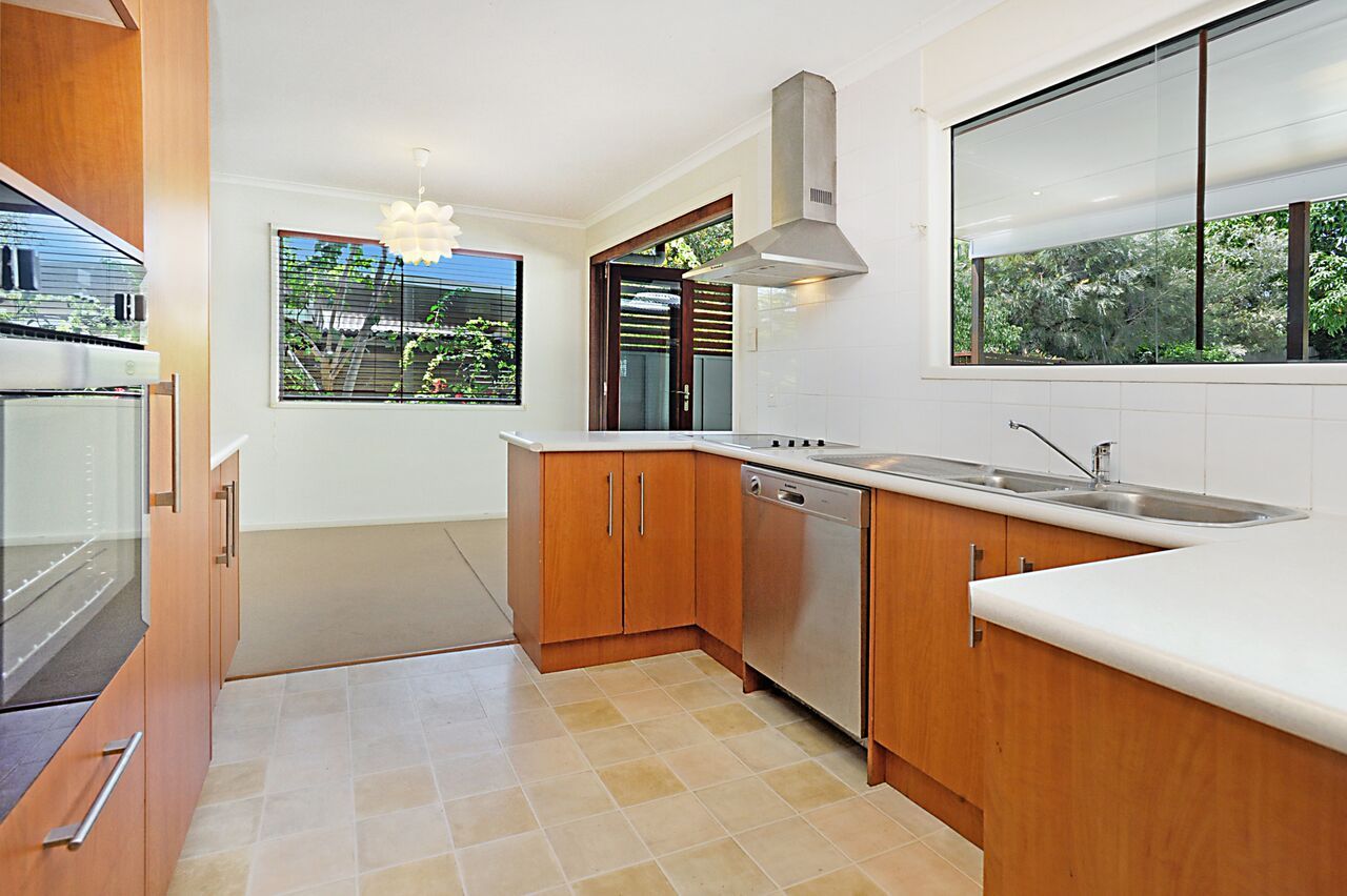 26 Bargo Street, Arana Hills QLD 4054, Image 0