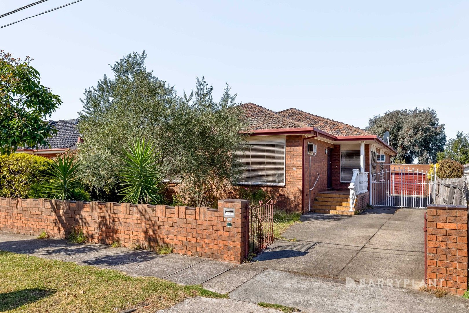 4 bedrooms House in 10 Barlett Street PRESTON VIC, 3072