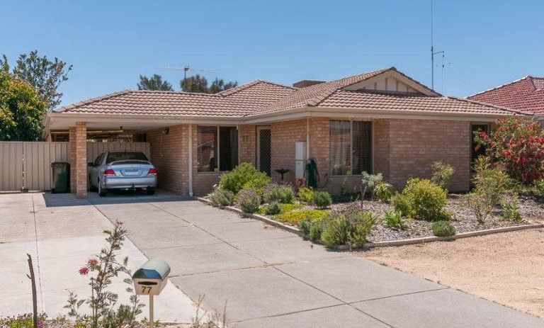 3 bedrooms House in 77 Cockman Cross STRATTON WA, 6056
