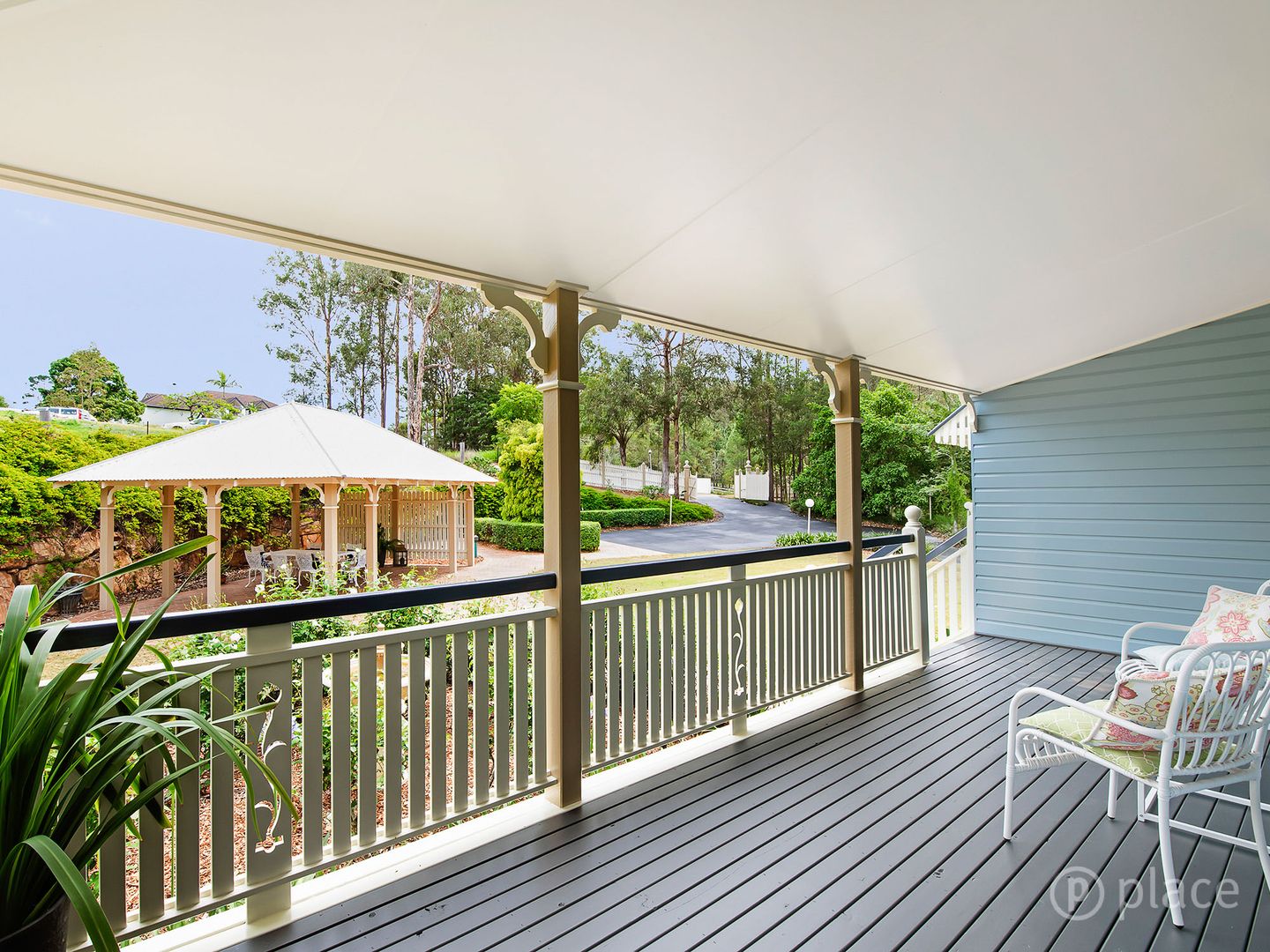 69 Curtis Place, Anstead QLD 4070, Image 2