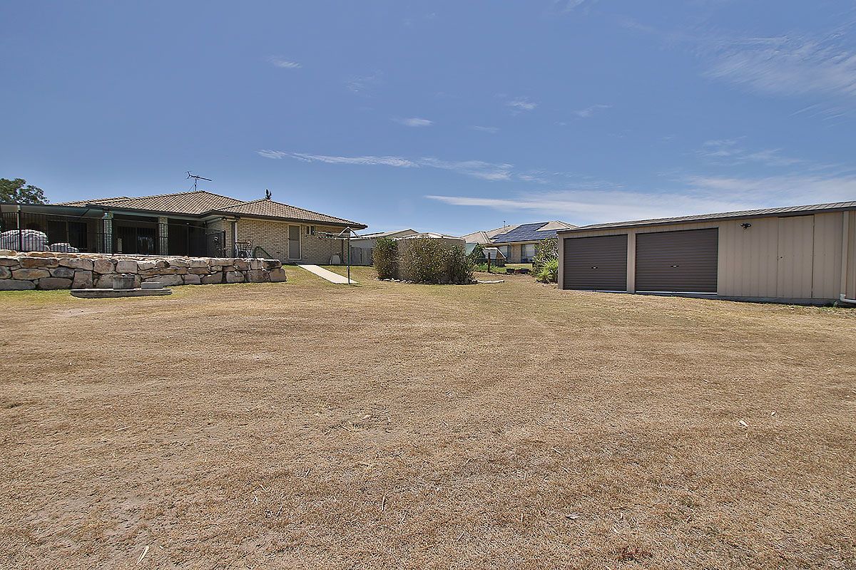 24 Pat Slattery Place, Lowood QLD 4311, Image 2