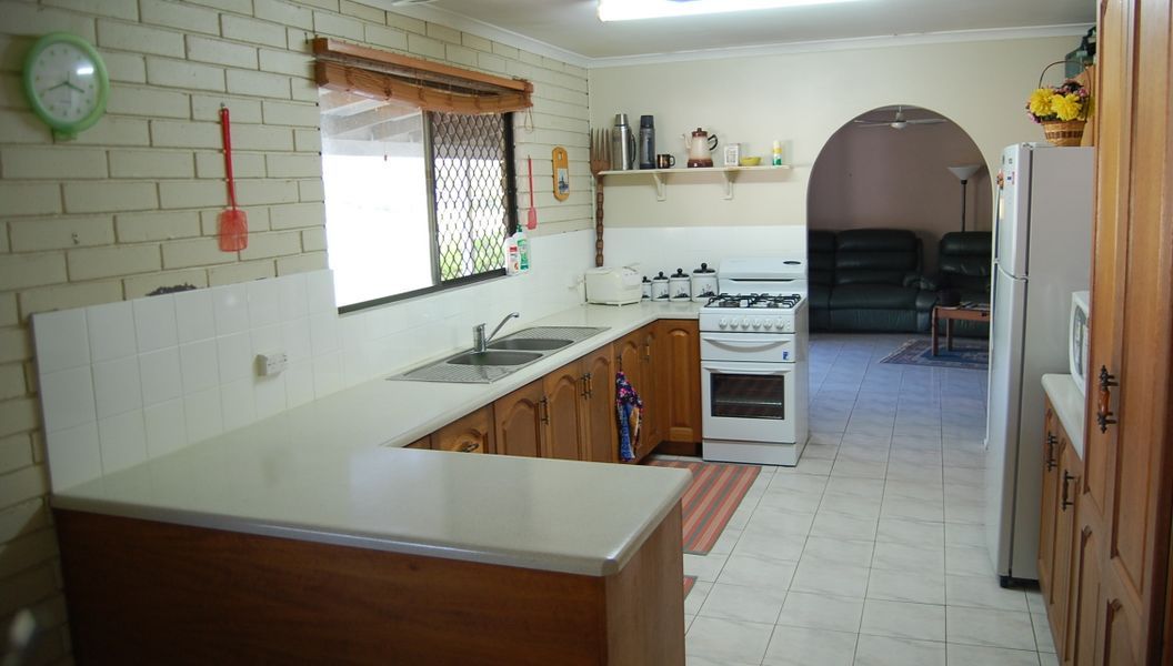 1785 Childers Road, ELLIOTT QLD 4670, Image 2