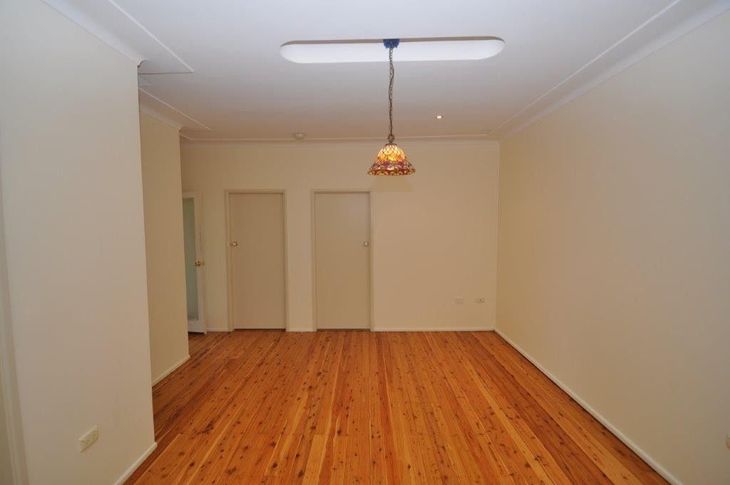 2/193 Albany Street, Point Frederick NSW 2250, Image 1