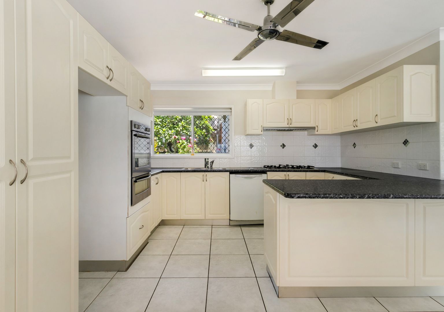 5 Pandian Crescent, Bellbowrie QLD 4070, Image 1