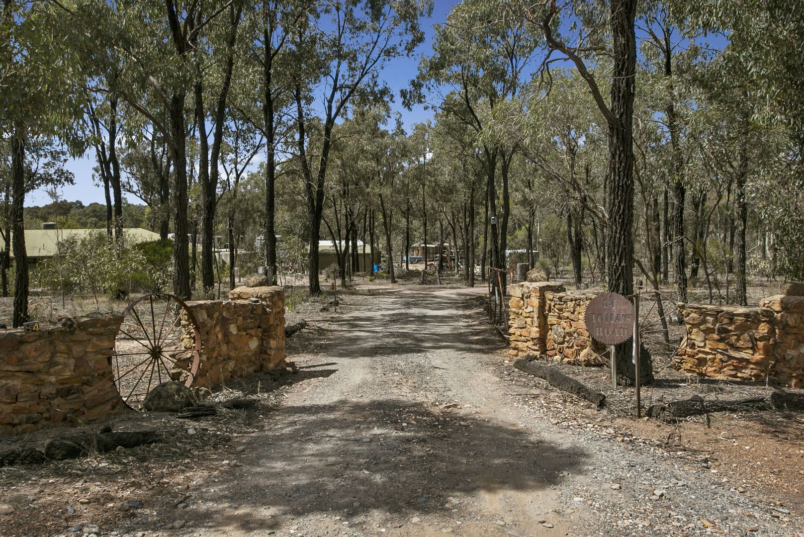 84. Tomas Road, Myers Flat VIC 3556, Image 2