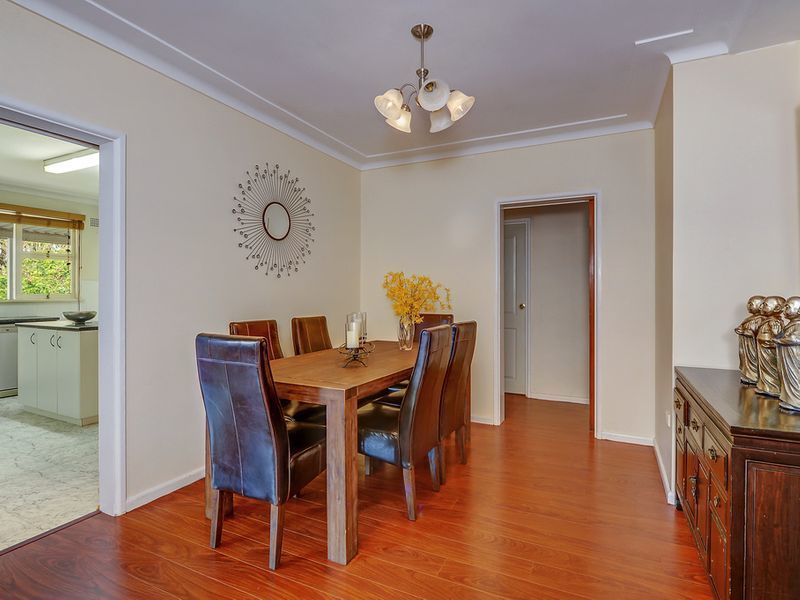 43 Brisbane Avenue, Mount Kuring-Gai NSW 2080, Image 2