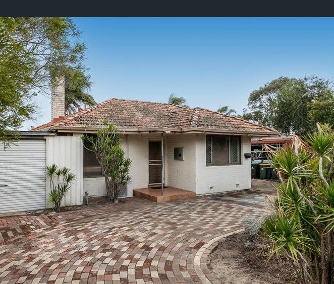 3 bedrooms House in 227 Mirrabooka Avenue BALGA WA, 6061