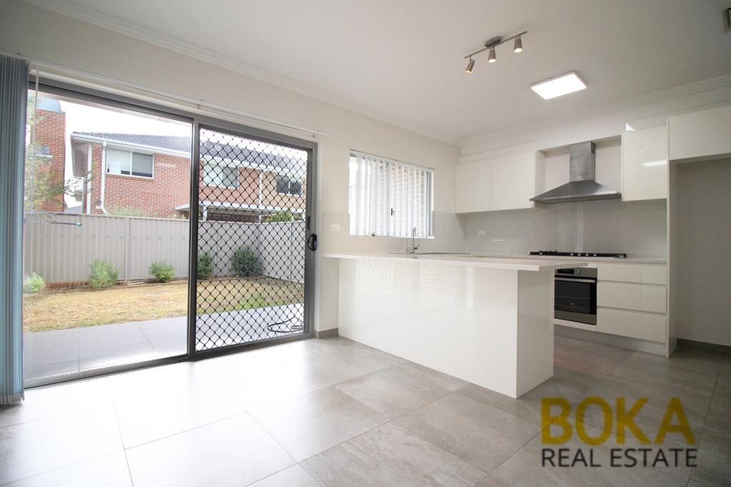 11/20 Old Glenfield Rd, Casula NSW 2170, Image 0