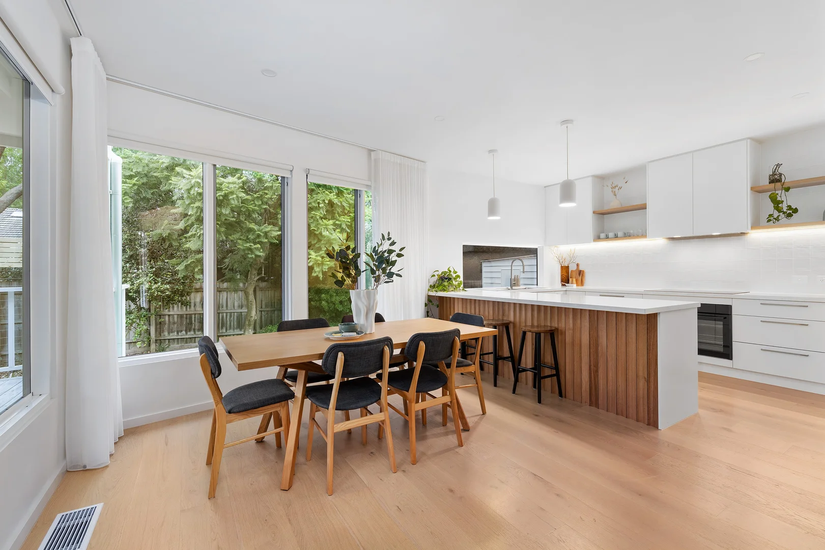 Additional image 7 of 2/76 Somers Avenue, Macleod VIC 3085